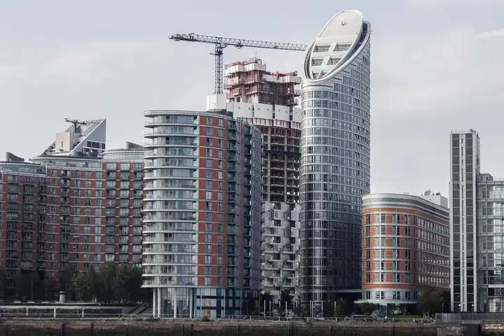 Stambene kule na Temzi u Londonu